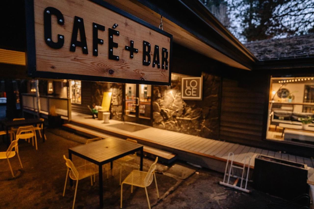 Loge Bend Hotel Екстериор снимка