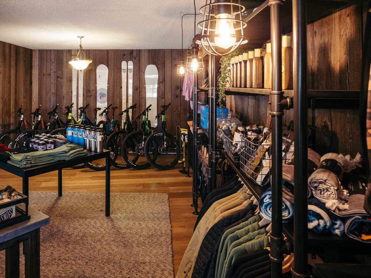 Loge Bend Hotel Екстериор снимка