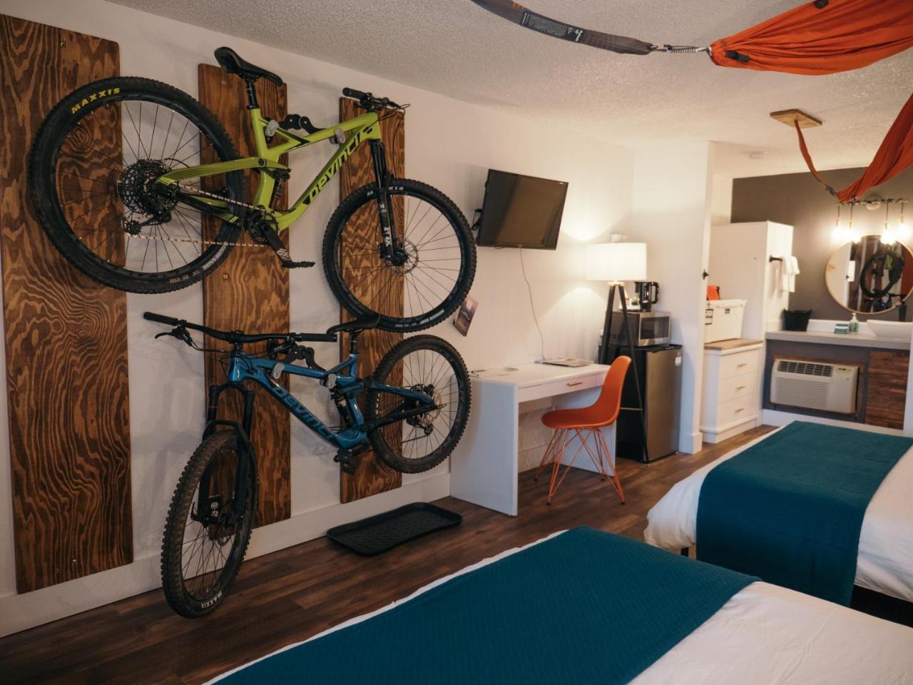 Loge Bend Hotel Екстериор снимка