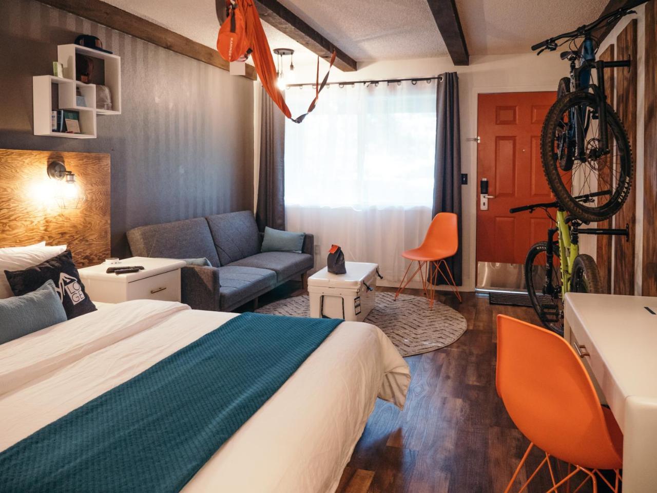 Loge Bend Hotel Екстериор снимка